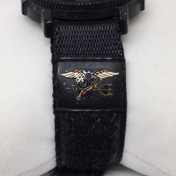 Swiss Luminox Watch Navy Seals - Picture 3 of 7